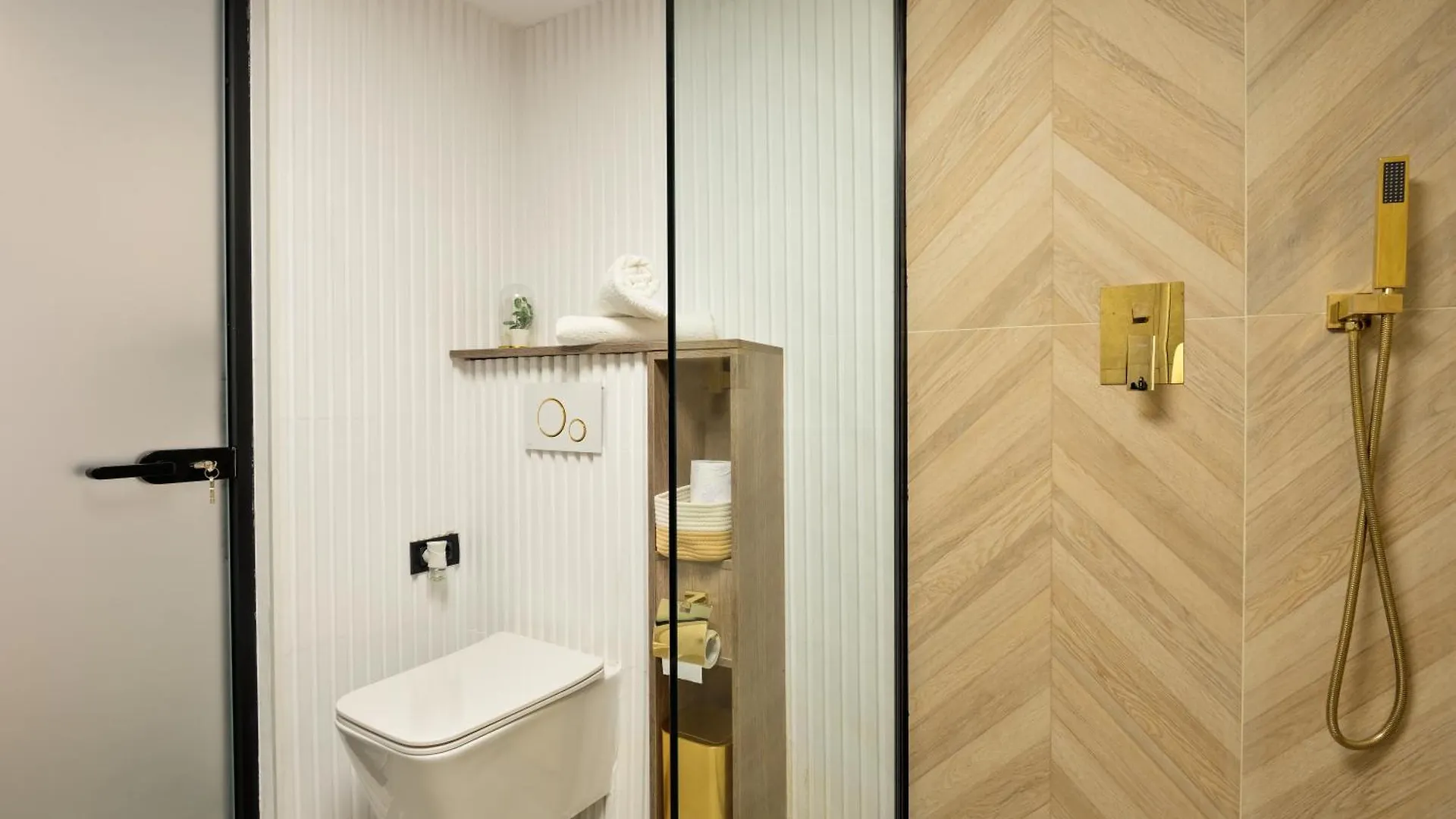Royal - Luxury Apartment B - Old City - Victoriei Βουκουρέστι Ρουμανία