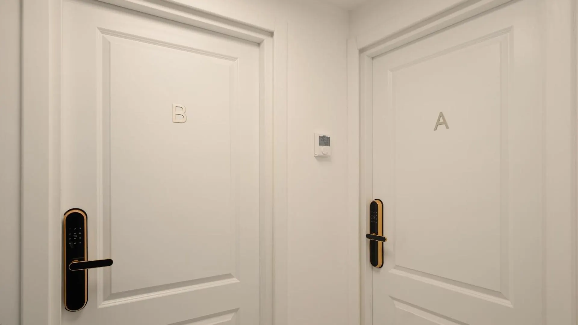 Royal - Luxury Apartment B - Old City - Victoriei Bucureşti